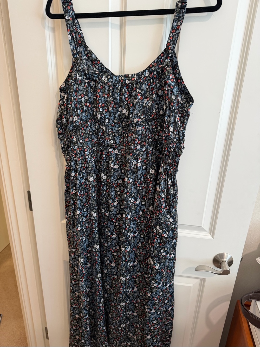 American Eagle floral maxi dress size xxl
Boho, fall - Picture 2 of 5